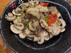 口蘑炒羊肉-西域阿里马新疆菜·清真(桂花路店)