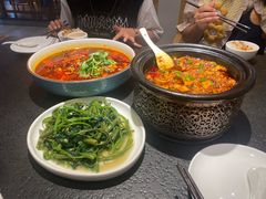 -万重锦·人文川菜馆(骡马市店)