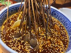 -大众跷脚牛肉馆·非遗传承单位(峨眉山店)