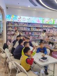 -卡通派潮品玩具折扣仓(青岛新城吾悦广场店)