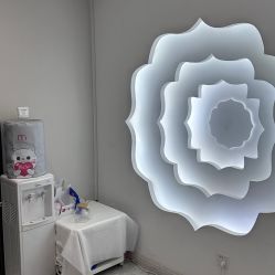 -咪咪专业脱毛连锁机构