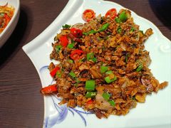 -川流不息·地道川菜·小龙虾(松东路店)