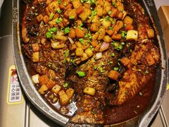 -江边城外烤全鱼(世茂广场店)