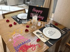 -Mark&Mars Restaurant