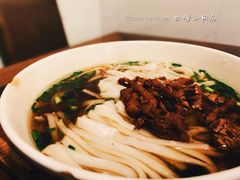 -矮子粉店1985·长沙米粉(湘春路店)