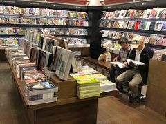 -诚品(信义店)