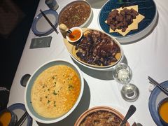 -八府香鸭·啫啫煲(华山路店)