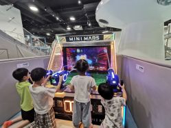 -MINI MARS KIDS CLUB亲子家庭中心(长宁天山店)