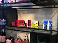 -MCM(比斯特上海购物村店)
