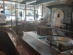 -阿瓦山寨·湘菜现炒·剁椒鱼头王(咸阳总店)