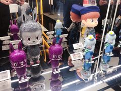 -泡泡玛特POPMART(侨福芳草地店)