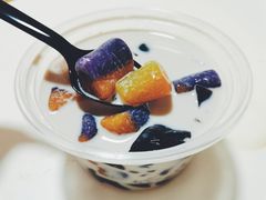 -广信牛奶甜品世家(台东店)