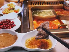 -巴渝瓦肆重庆鲜火锅(宝龙环湖店)