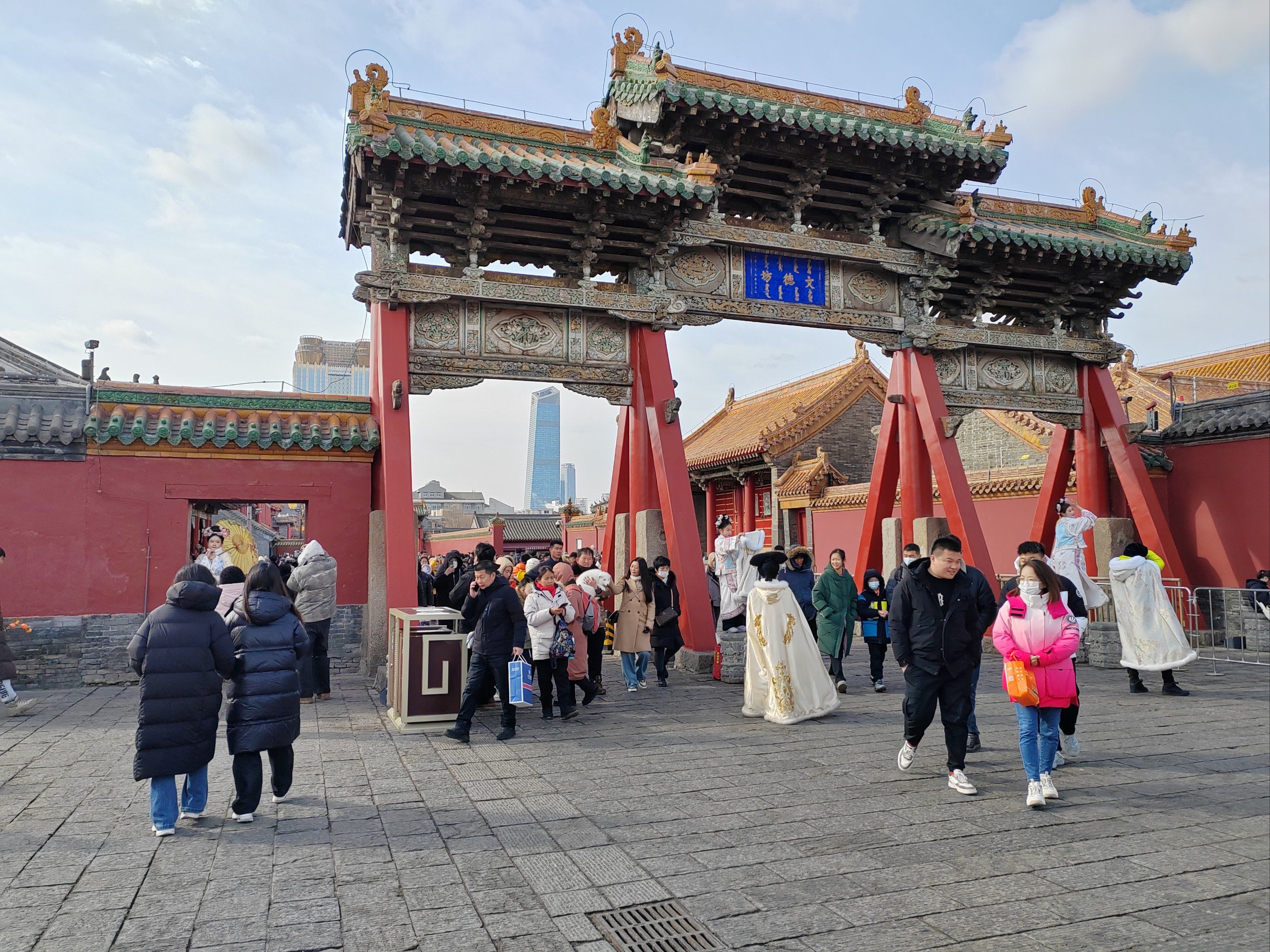 中街与太原街是沈阳两条最有名气的步行街.