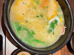 -银米·云南传统过桥米线(双廊黑金冠店)