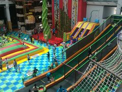 -蒙特利亲子乐园