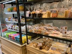 面包甜点陈列柜-香港麦道(博奥店)