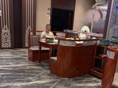 -哈啾嗨·新概念蒙餐(红星新城店)