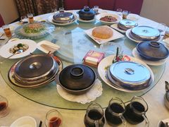 -东豪园林海鲜酒家(南港路辅路店)