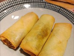 雪菜黄鱼春卷-南小蟹手工點心(三里屯店)