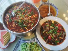 -牟记江湖重庆地标特色菜鱼蛋海鲜羊蝎子(巴南区黑金冠十多年好店)