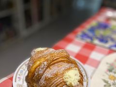 泡芙羊角-OUR Bakery(SKP-S店)