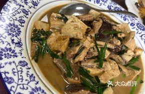 Boss Fish Stewed with Tofu