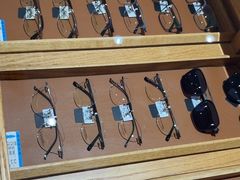 -宝丽眼镜(湖墅店)