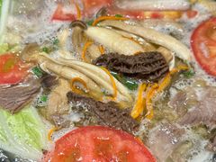 -乡土特色.冷锅鱼.牦牛肉火锅