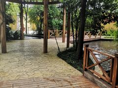 -热带风暴水上乐园(新镇路)