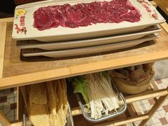 -沙胆彪炭炉牛杂煲(上海日月光广场店)