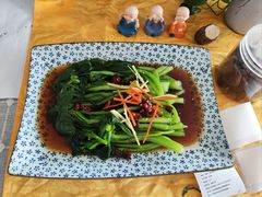 -天天向上素食餐厅(五台山店)