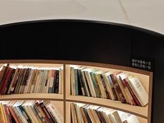 -涨巢·潮玩水疗局