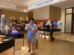 -亚龙湾希尔顿自助餐厅·海鲜·烧烤·沙滩BBQ·现场乐队