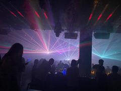 -简奥斯汀·赫本酒吧