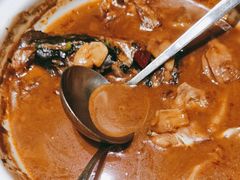 -鱼鲜饭香·招牌汽锅剁椒鱼头王