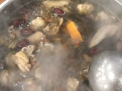 -广宁炭炉鸡煲·富临门饭店