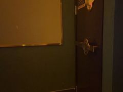 -舞指仙境足浴按摩(政务店)