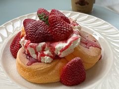 草莓舒芙蕾-OUR Bakery(三里屯太古里店)