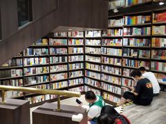 -钟书阁(群光广场店)