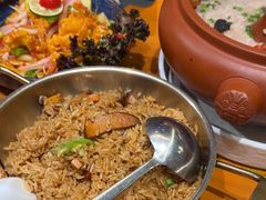 -老滇山寨•云南特色菜•地方菜•民族风情歌舞表演(金碧店)