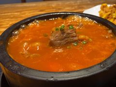 石锅牛肉炖土豆-撒郎嘿·朝鲜民俗餐馆