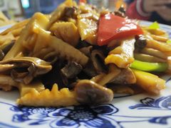 -天天向上素食餐厅(五台山店)
