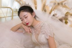 -欣薇婚纱(新源乐汇城店)