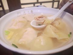刀鱼馄饨-老半斋(福州路店)