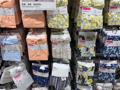 -优衣库(重庆万象城店)