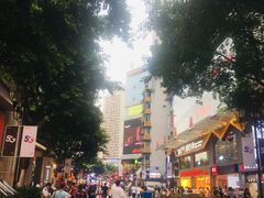 -八一好吃街·高品美食广场