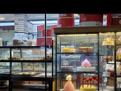 面包甜点陈列柜-爱心面包(建设中路店)