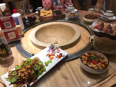 -滇香肴·云南菜蒸汽石锅鱼(云南北路店)