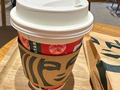 -星巴克臻选(上海中环广场2F店)